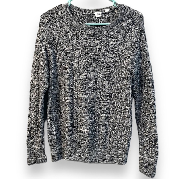 GAP Sweaters - GAP CABLE KNIT GREY PULL OVER SWEATER